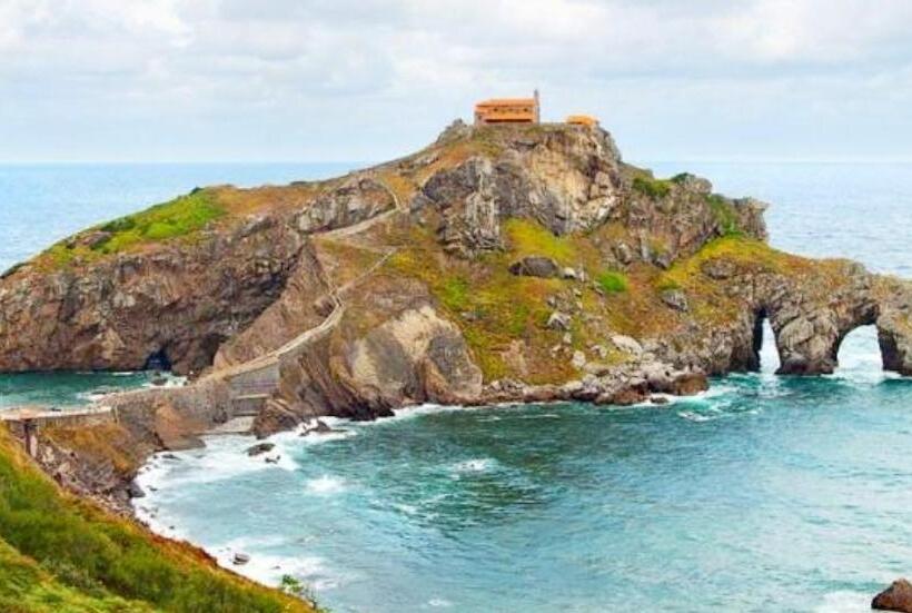 هتل Lauxeta Berria