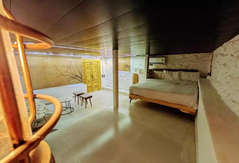 Pension  Cob House