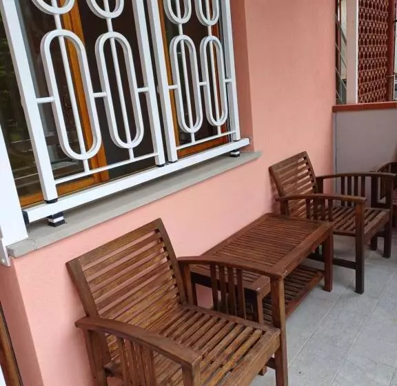 ペンション Disma Rooms