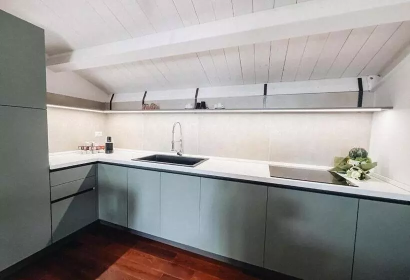 پانسیون Galé Suite Apartment