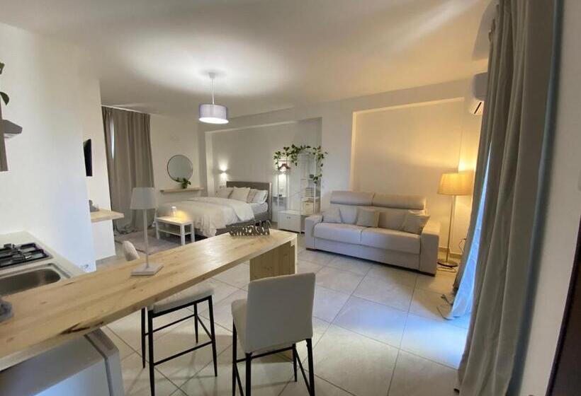 بنسيون Grey Haven Apartments And Suites