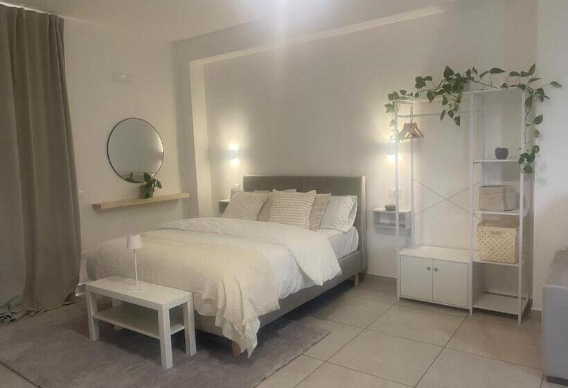 بنسيون Grey Haven Apartments And Suites