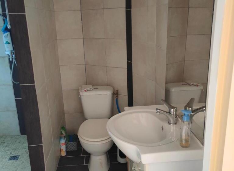 ペンション Les Papillons Roses