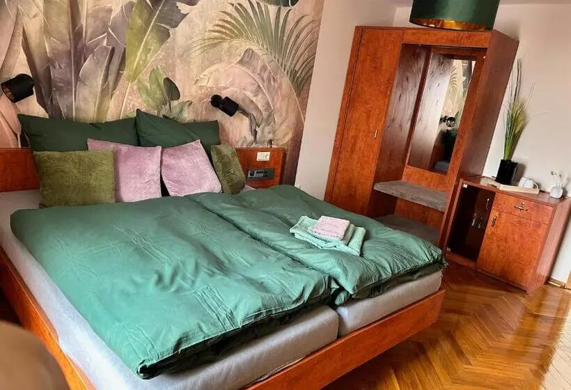 Pension Faulpelz   Doppelzimmer Flora