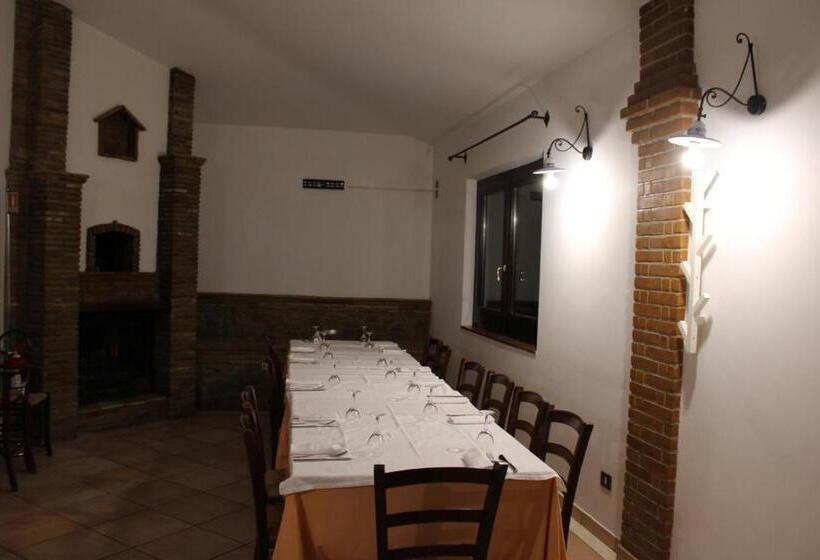 ユースホステル La Locanda Del Brigante