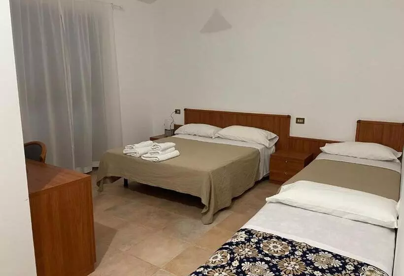 ユースホステル La Locanda Del Brigante