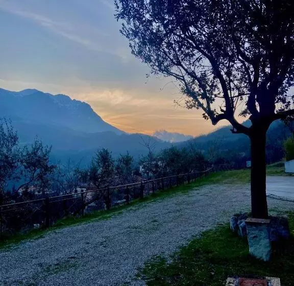 ユースホステル La Locanda Del Brigante