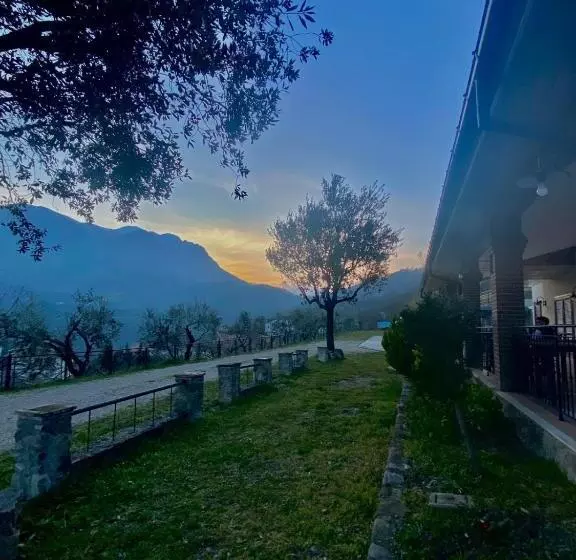 ユースホステル La Locanda Del Brigante