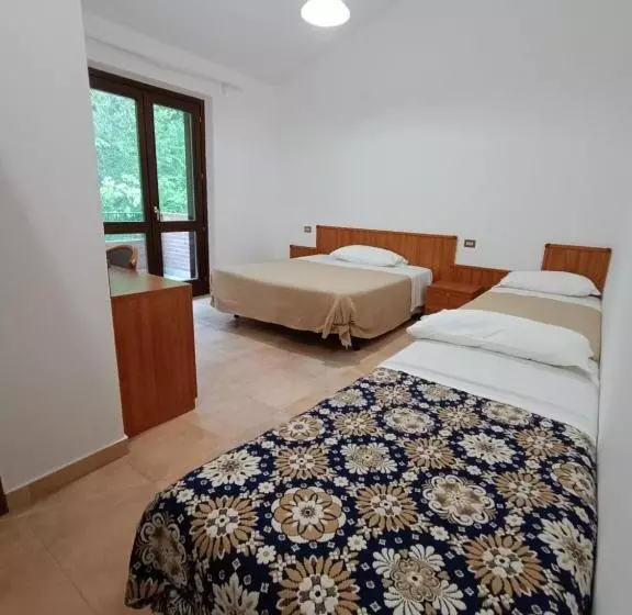 ユースホステル La Locanda Del Brigante