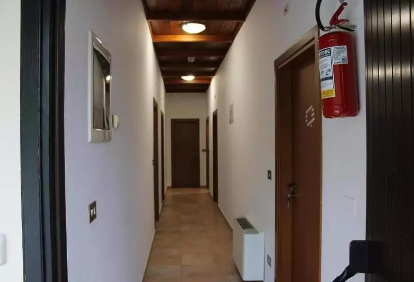 ユースホステル La Locanda Del Brigante