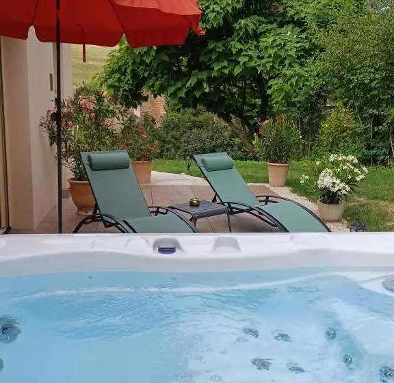 Hotelli Bélénos   Suites & Spa