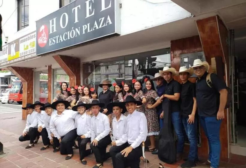 ホテル Estación Plaza