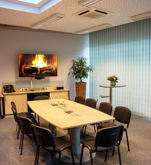 בית מלון כפרי Officepoint Konferenzraum Keine übernachtung!