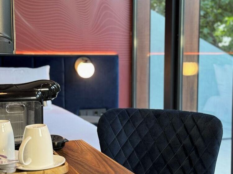 هتل Tbilisi Edition   Design