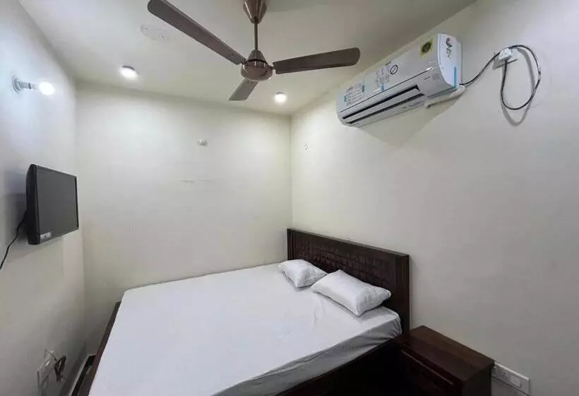 Hotelli The Jain Cottage