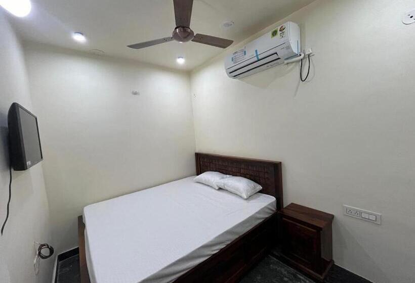 酒店 The Jain Cottage