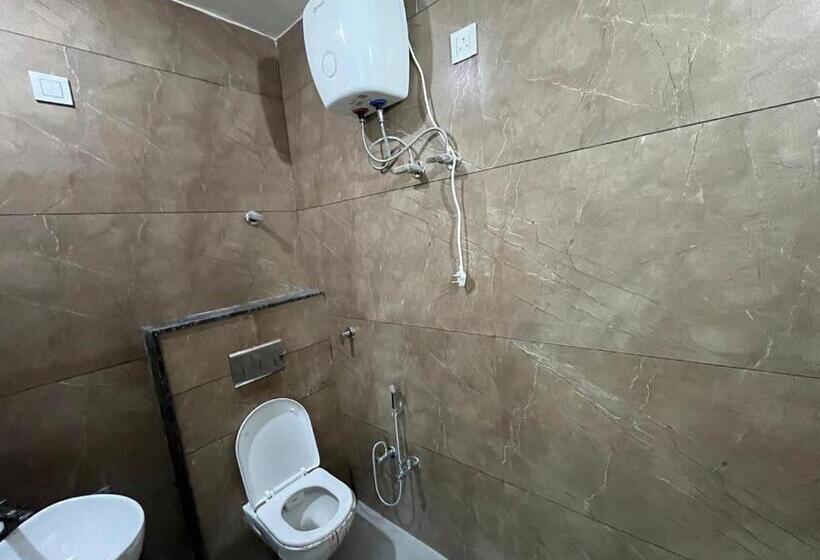 酒店 The Jain Cottage