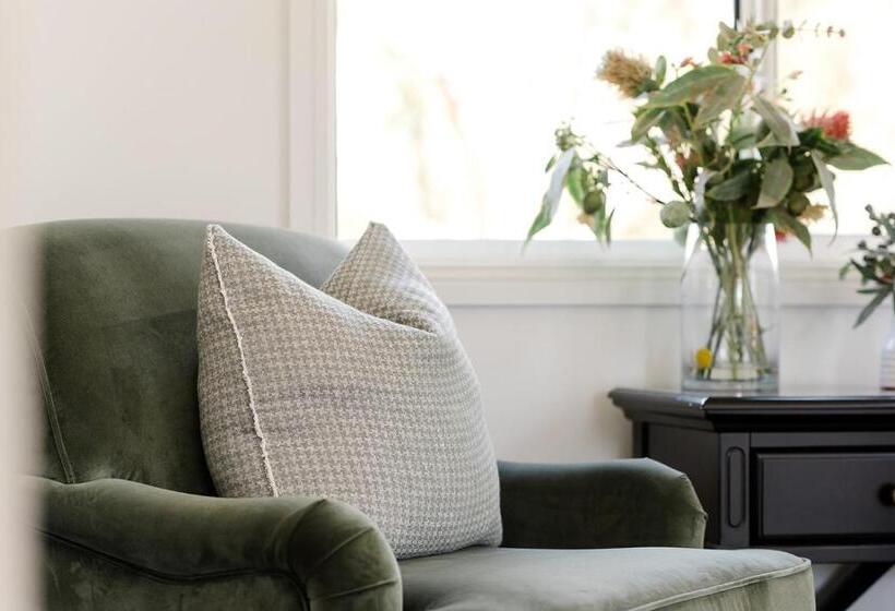 Отель Wahgunyah Farm Stay