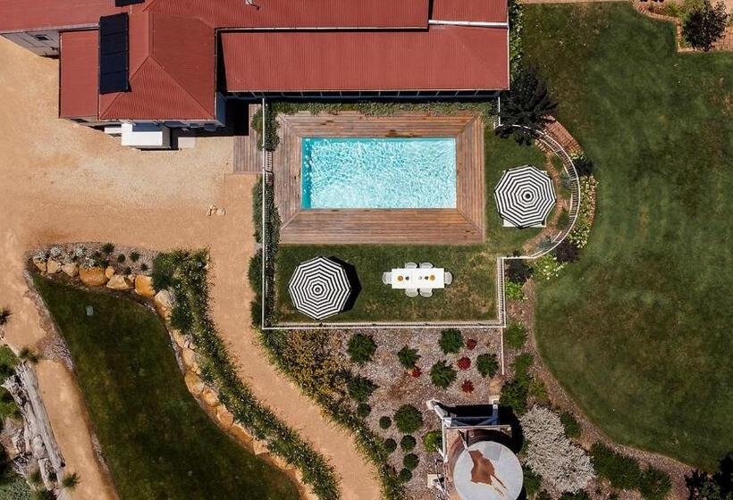 Отель Wahgunyah Farm Stay