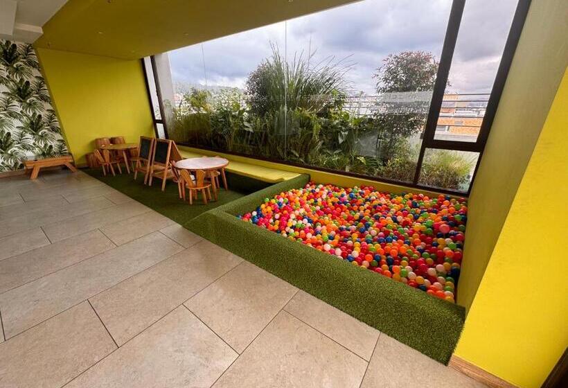 Lujoso Departamento Vista Panorámica