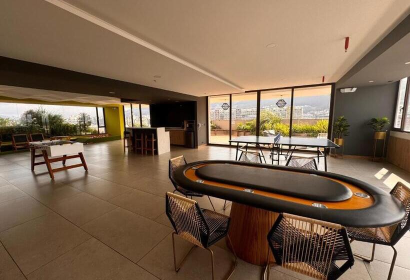 Lujoso Departamento Vista Panorámica