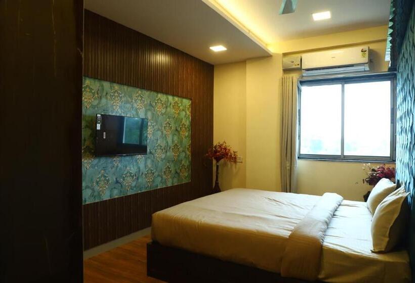 Mani Hotel And Restaurant