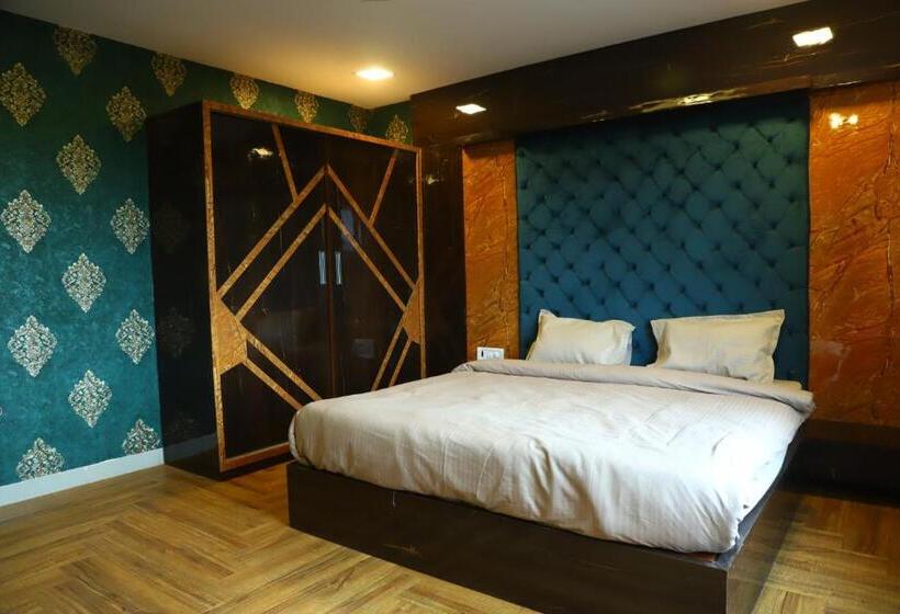 Mani Hotel And Restaurant