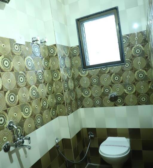 Mani Hotel And Restaurant