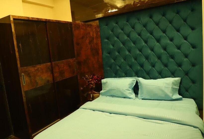 Mani Hotel And Restaurant