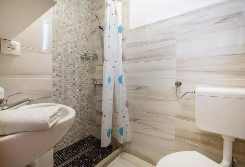 پانسیون Guest House Ardiana