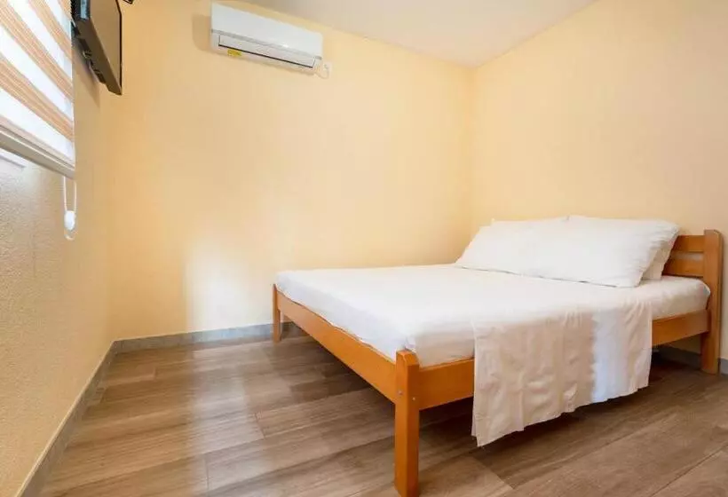 پانسیون Guest House Ardiana