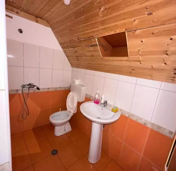 Majatalo Guesthouse Prek Bjeshka