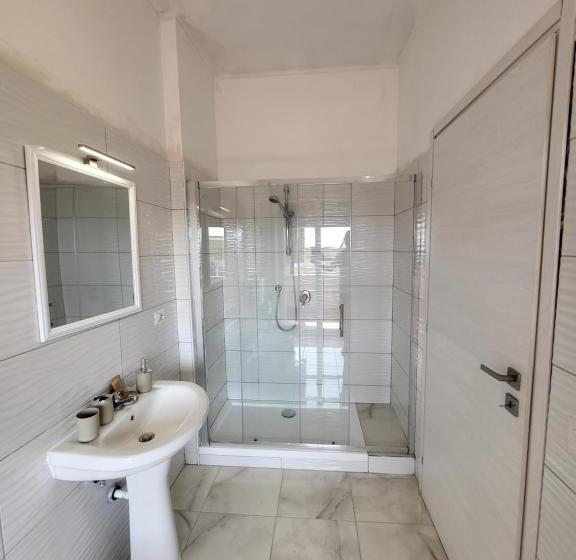 ペンション Leonardo Da Vinci Guest House