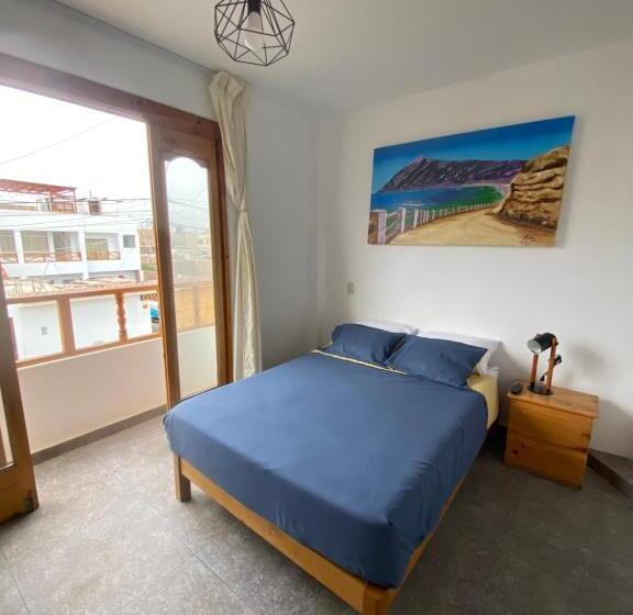 Ravenala Paracas Hostel