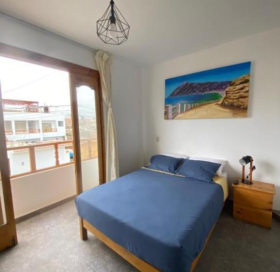 Ravenala Paracas Hostel