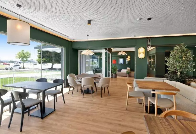 B&b Hotel Santiago Milladoiro