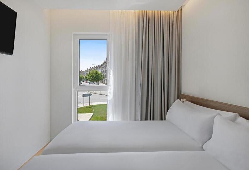 B&b Hotel Santiago Milladoiro