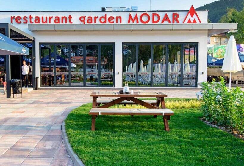 ホテル парк хотел модър