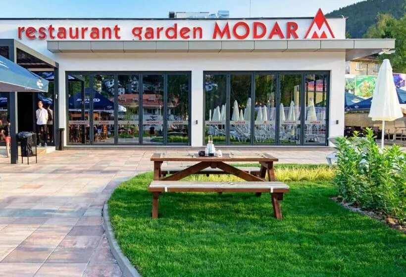 ホテル парк хотел модър