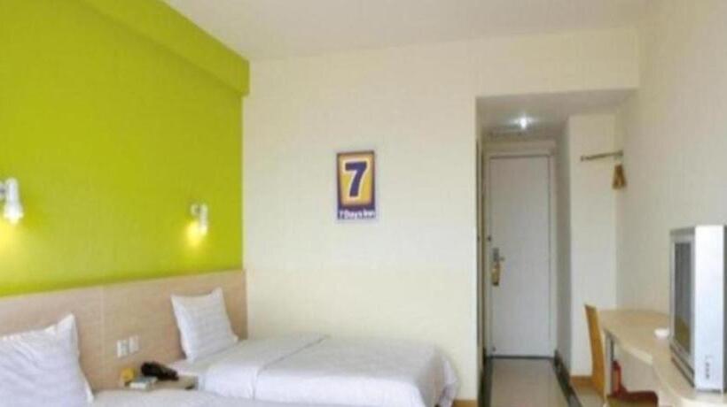 Hotel 7 Days Inn Guiyang Gaicha Avenue Guizhou Institute Of Technology
