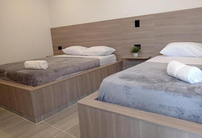 בית מלון כפרי Casablanca