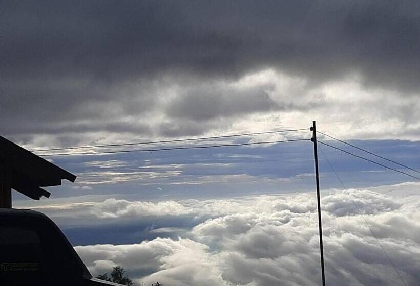 בית מלון כפרי Ing Ai Mhok Phu Thap Buek