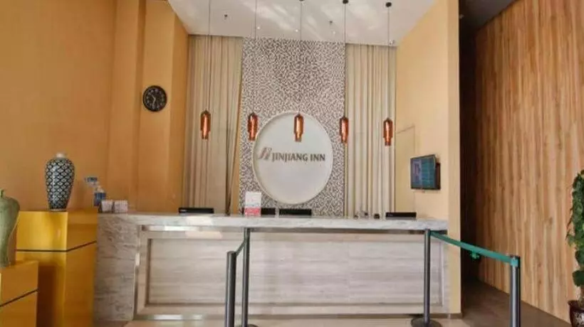 Hotelli Jinjiang Inn Yangling High Speed Railway Station