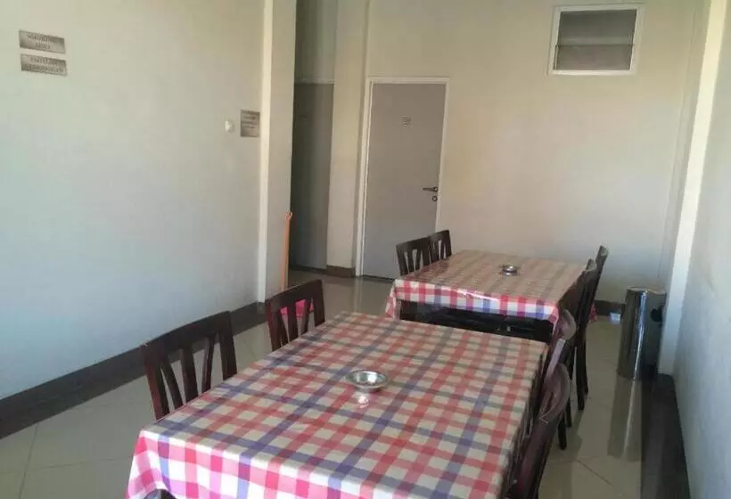 Hotelli Kost Pondok Mas Cirebon