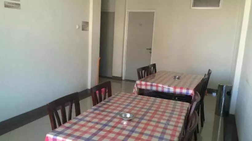 Hotelli Kost Pondok Mas Cirebon