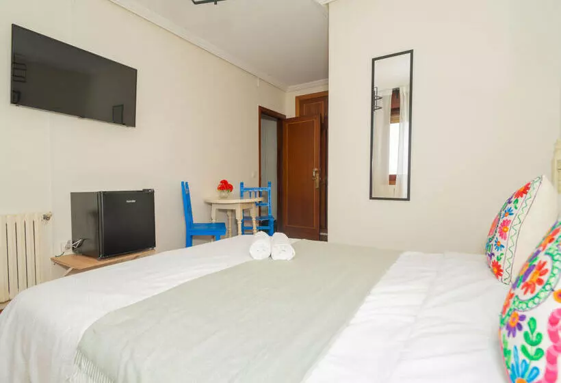 Hotelli Oliva Alojamientos 3000