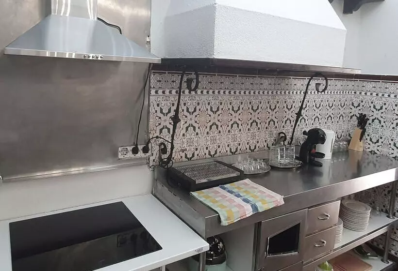 Hotelli Oliva Alojamientos 3000