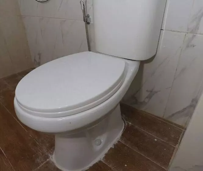 ホテル Oyo 93356 Pondok Cirendeu