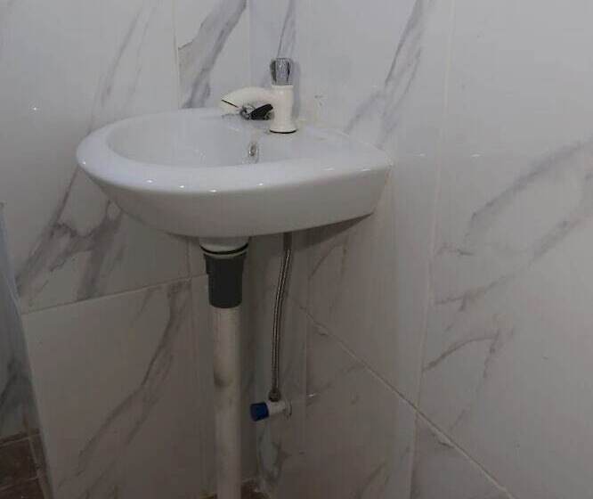 酒店 Oyo 93356 Pondok Cirendeu