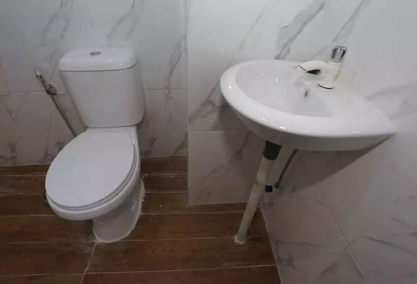 ホテル Oyo 93356 Pondok Cirendeu